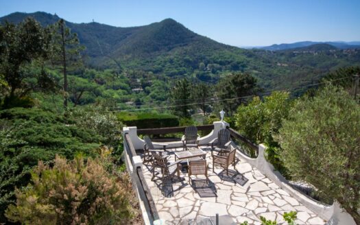 Near Cannes, Theoule and Mandelieu Villa 6 bedrooms, swimming pool, panoramic view on Cannes and Esterel