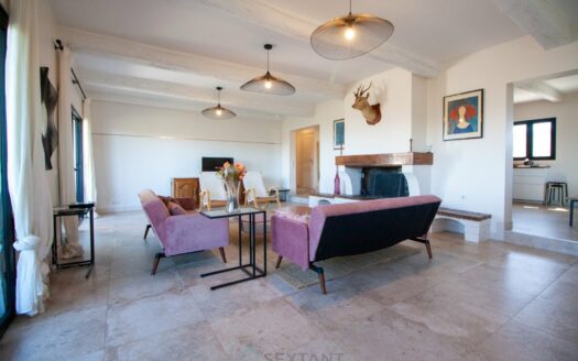 Near Cannes, Theoule and Mandelieu Villa 6 bedrooms, swimming pool, panoramic view on Cannes and Esterel