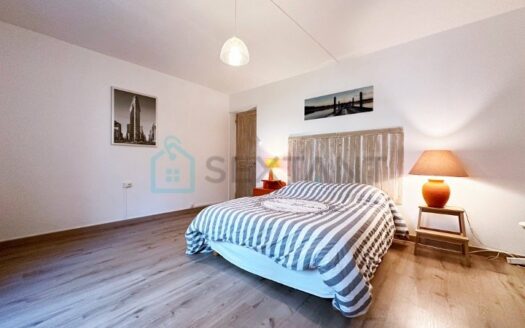 Property from 1950, renovated, 4 bedrooms, swimming pool, garage, gites
