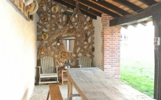 Beautifully restored 18th century property