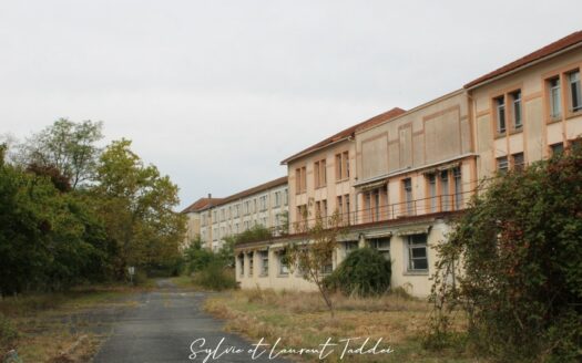 Real estate complex of more than 15,000 m2