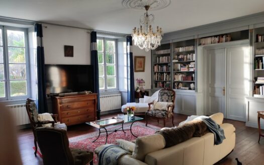 EXCEPTIONAL PROPERTY CLOSE TO COGNAC