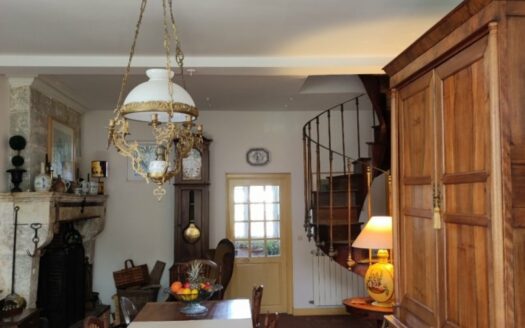 EXCEPTIONAL PROPERTY CLOSE TO COGNAC