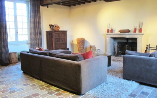 Beautifully restored 18th century property