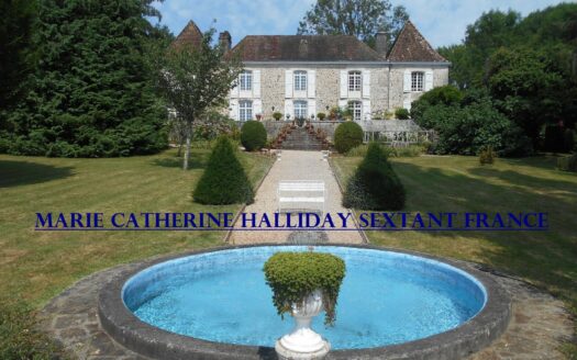 HIGH NICHE MAGNIFICENT CHATEAU ON 7700 M2 WITH ITS SOURCE