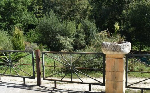 Superb tourist area and large stone house