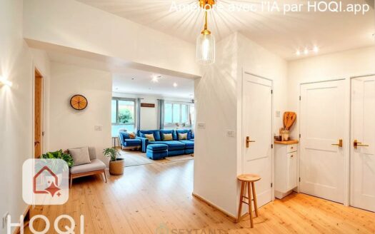 96 m2, 2 bedroom apartment, 1 cellar, 1 parking box (in option)